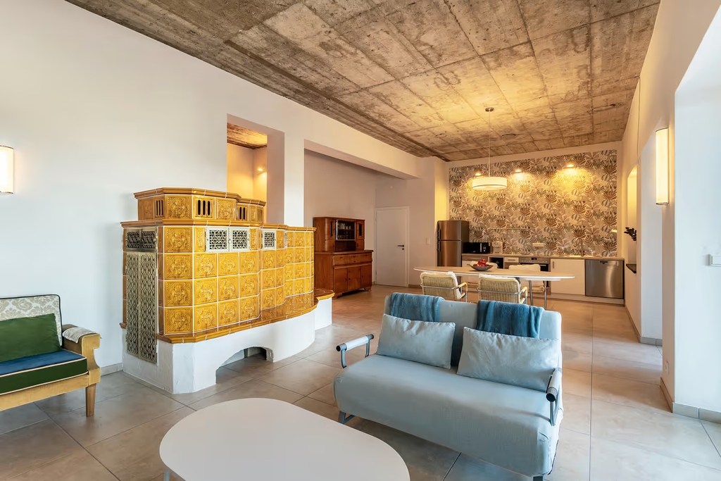 Blick von der Tanzfläche aus in Richtung Theke