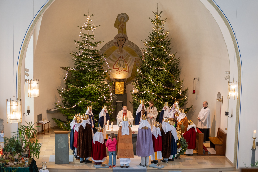 Gemeinsames Gebet der Sternsinger