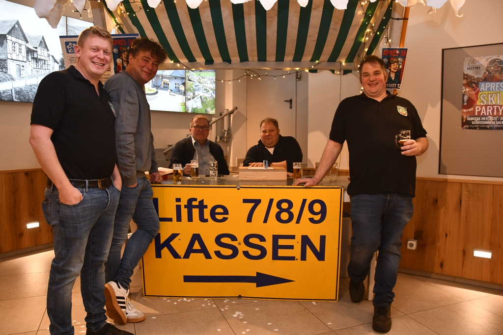 Gute Laune beim Vorstand der Salweyer Schützen