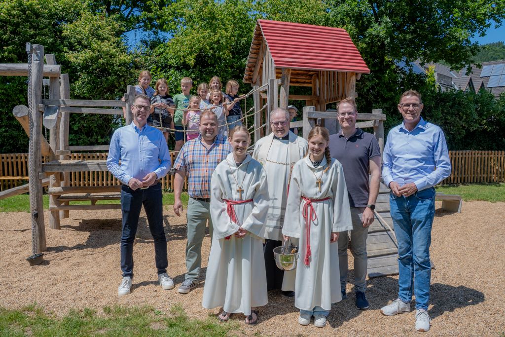 St.-Sebastian-Kirche weihnachtlich geschmückt